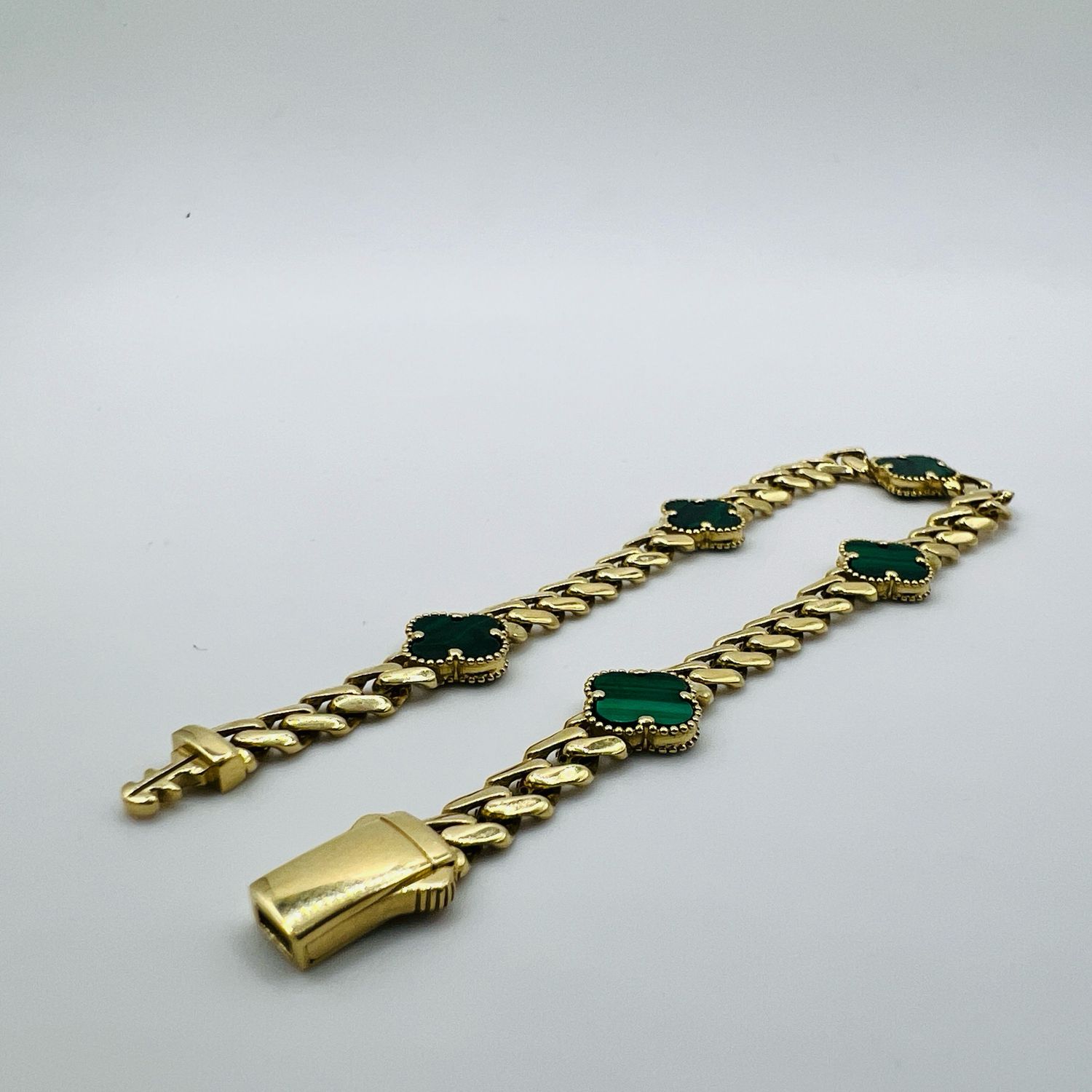 Pulsera Vc verde 14k