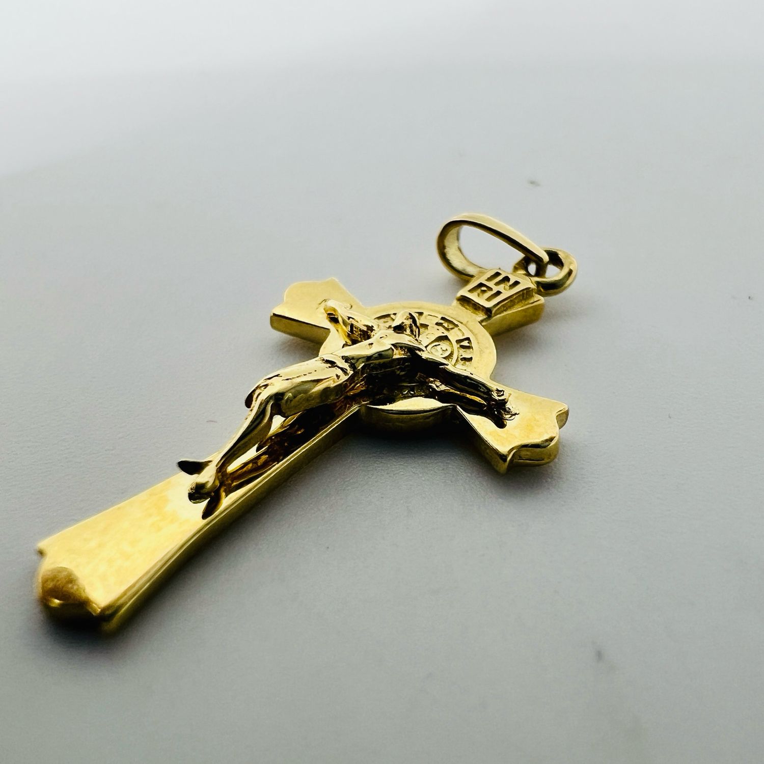Crucifijo 14k