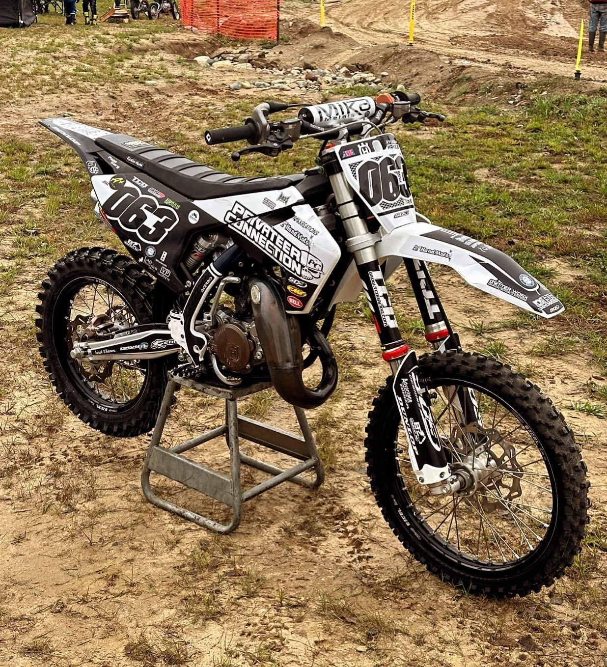 Full Custom Husky 65-Supermini