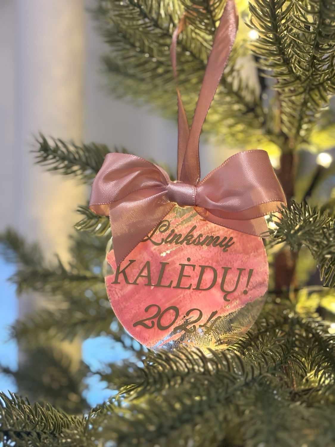 Personalizuotas Kalėdinis žaisliukas - Palinkėjimas rožinis