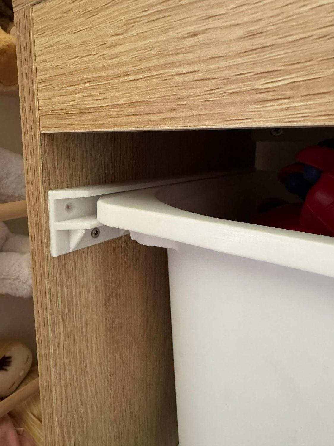 Replacement runners for tub storage units