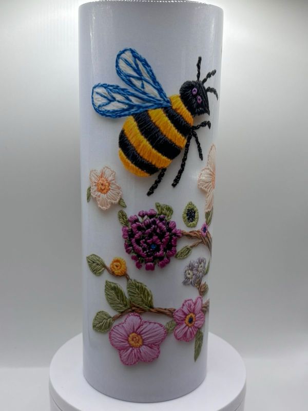 3D 🐝 Buzz &amp; Bloom– 20oz Stainless Steel 🌸