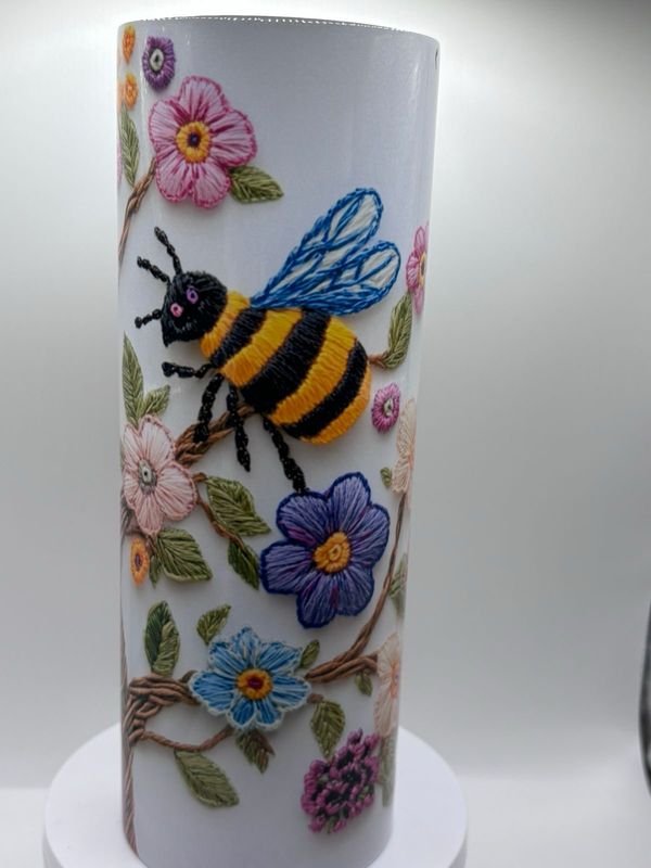 3D 🐝 Buzz &amp; Bloom– 20oz Stainless Steel 🌸