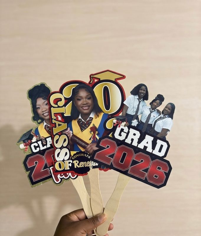 🪭 PERSONALIZED HAND FANS 🪭