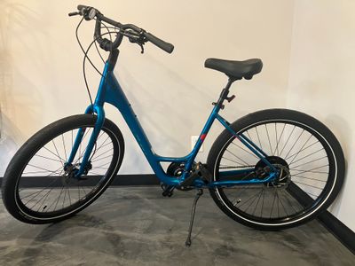 USED - Specialized Roll Step-Thru  Recreational Bike