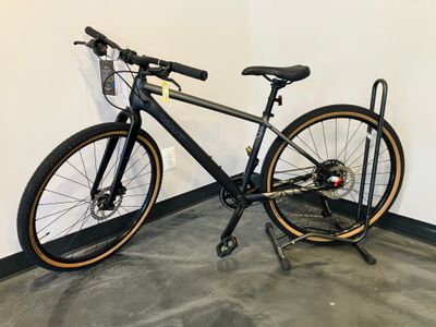 USED As is - Vaast U/1 650B Small Black (Like New)