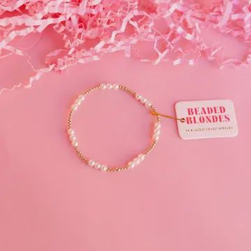 Beaded Blondes ILY Pearl Bracelet Gold