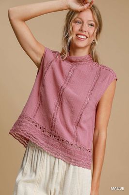 Button Back Sleeveless Knit Seam Top