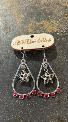 Teardrop w. Hanging Star &amp; Red Crystal Earrings