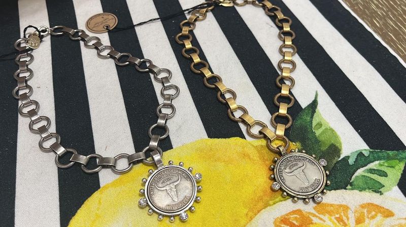 Longhorn Coin Circle Chain Necklace