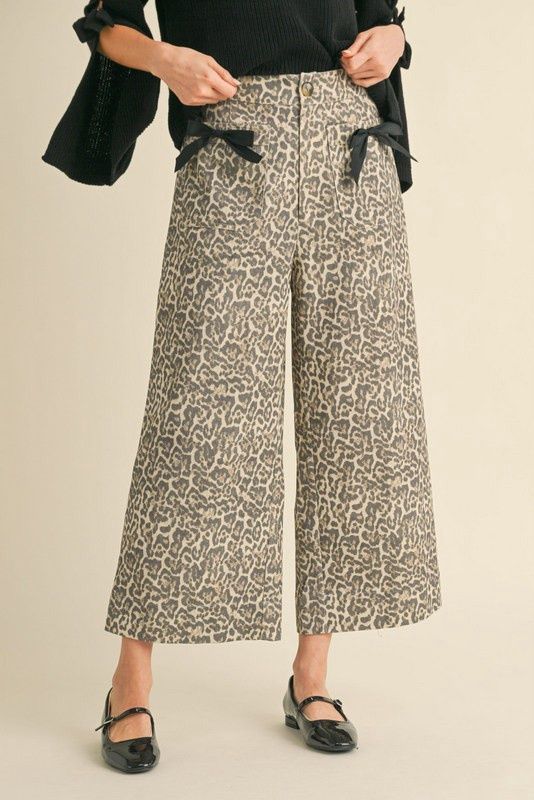 Leopard Print Cropped Pants
