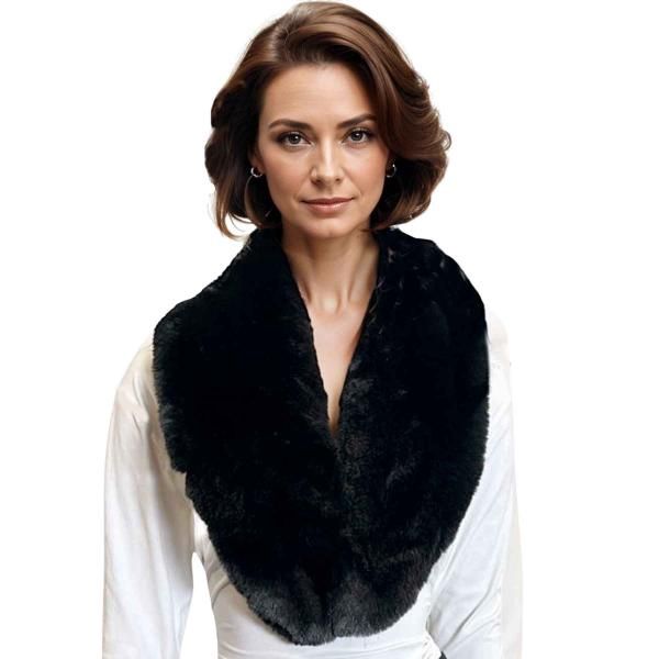Fur Collar Scarf, Colour: Black