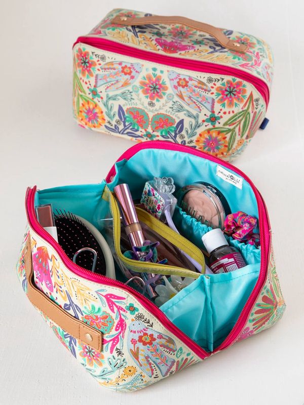 Cream Folk Flower Travel Cosmetic Organizer