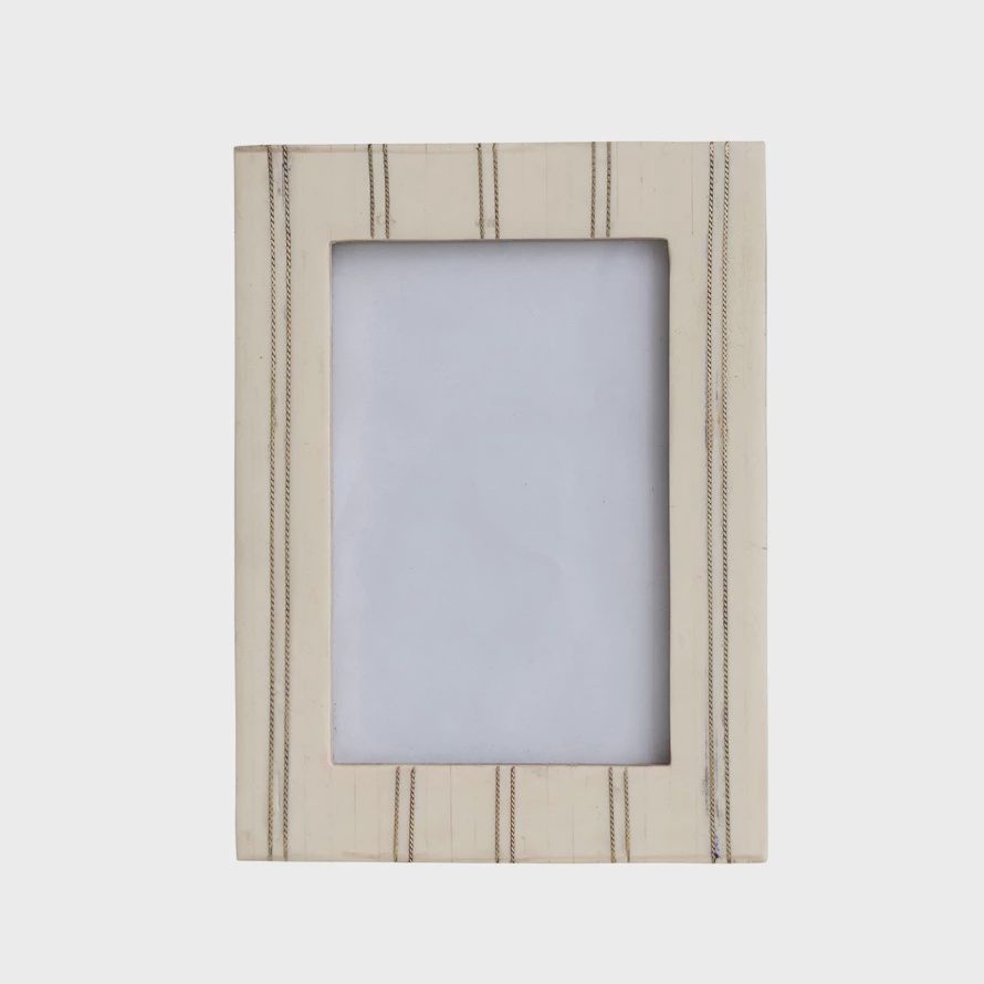Cream Resin Photo Frame w/ Metal Inlay