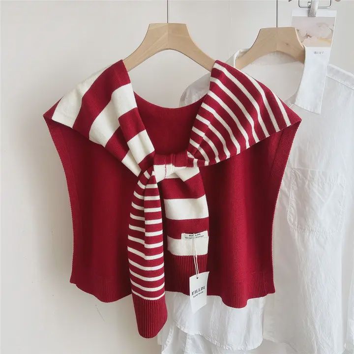 Knitted Shawl, Colour: Red 0843