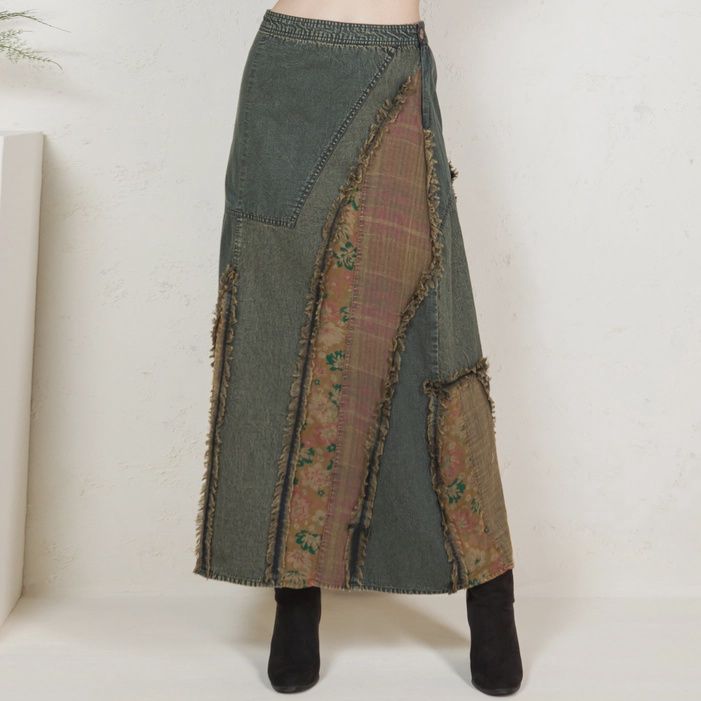 Patch Inserted Gravel Denim Midi Skirt