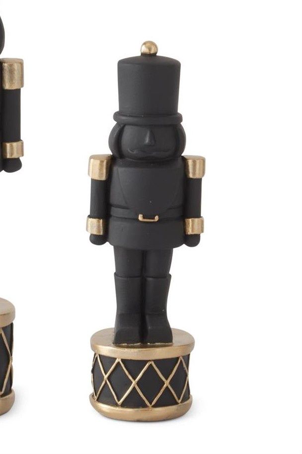 Matte Black Nutcrackers on Drum, Size: 6.5&quot; H