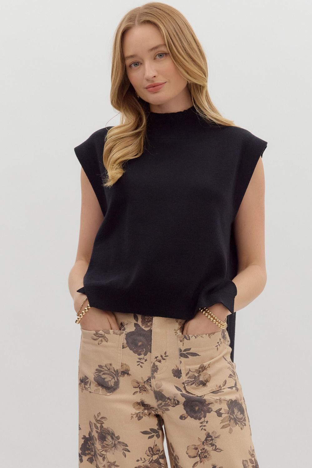 Sleeveless Sweater, Colour: Black, Size: Small