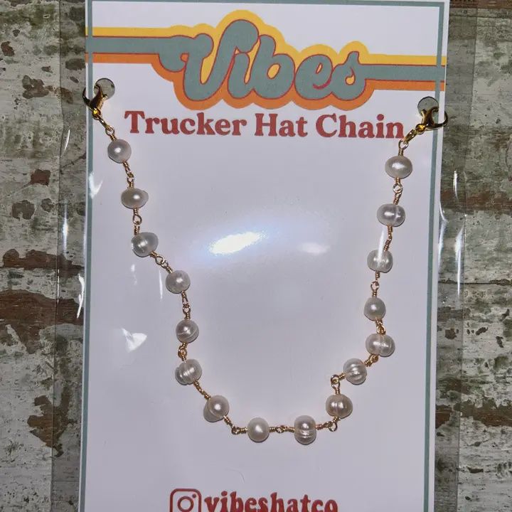 Pearl Hat Chain, Colour: Cultured Pearl