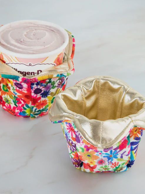 Cup Koozie, Colour: Bright Floral Garden