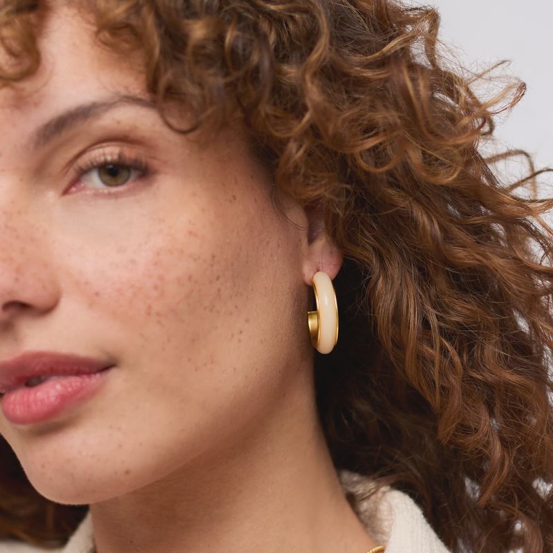 Julie Vos Carnaby Hoop- Medium