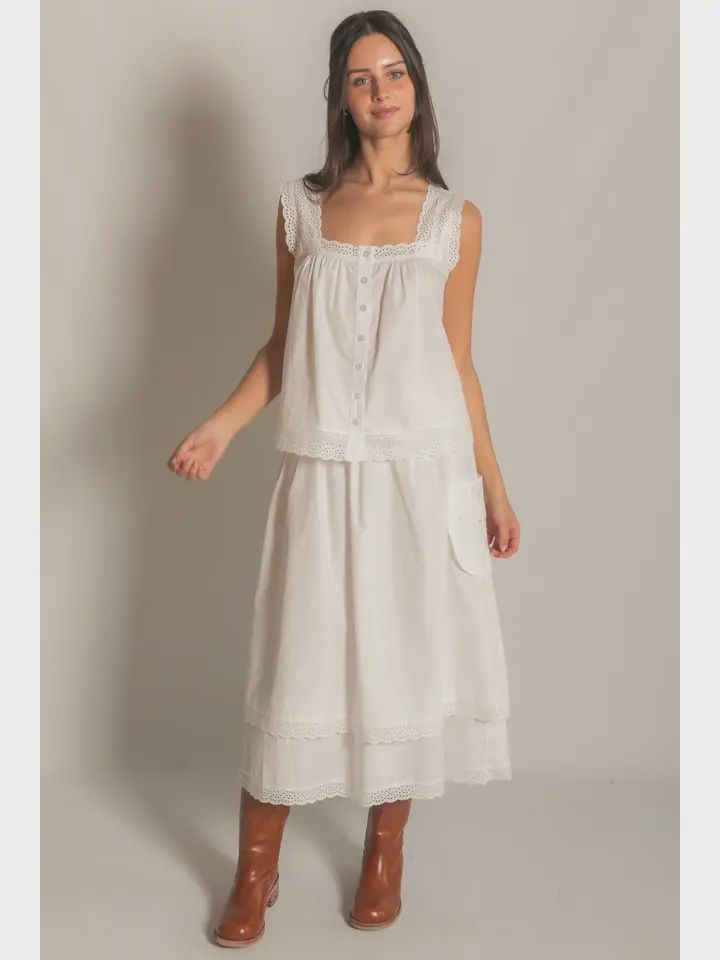 Eyelet Ruffle Skirt, Size: XSmall