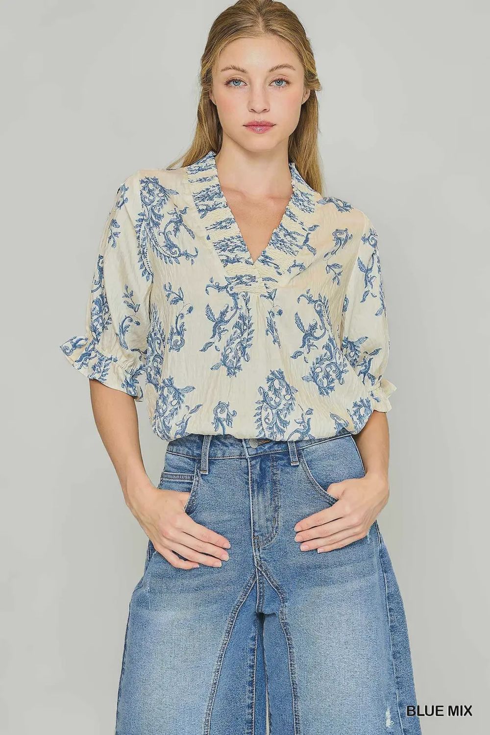 Smocked V-neck Blue, Size: small