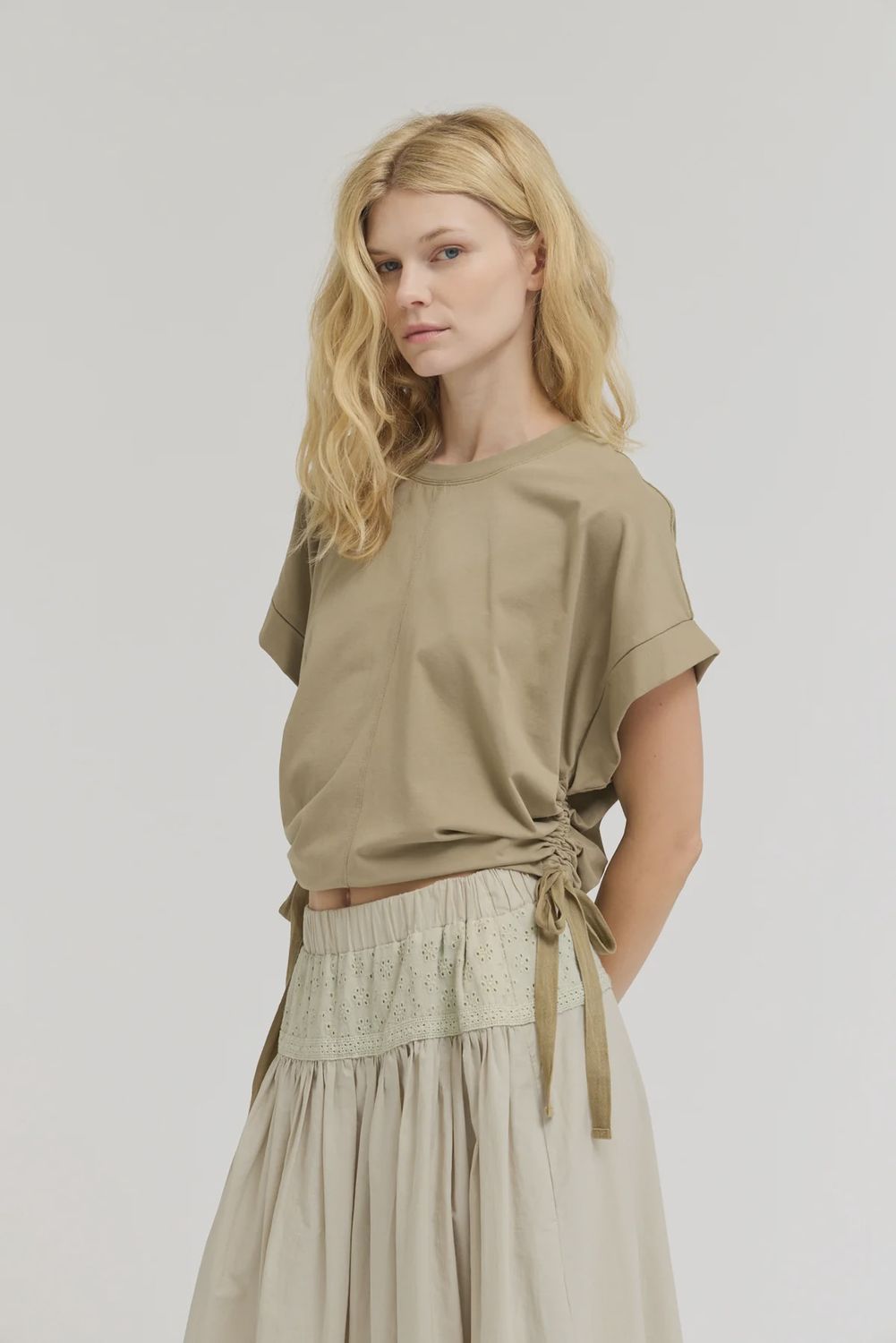 Side Scrunch Tee