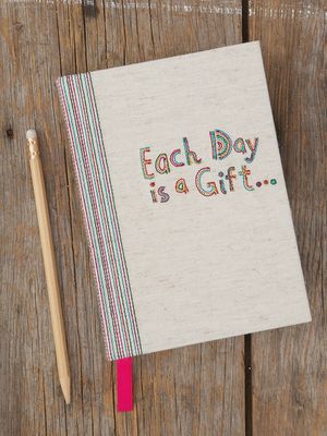 Embroidered 5 Year Daily Journal