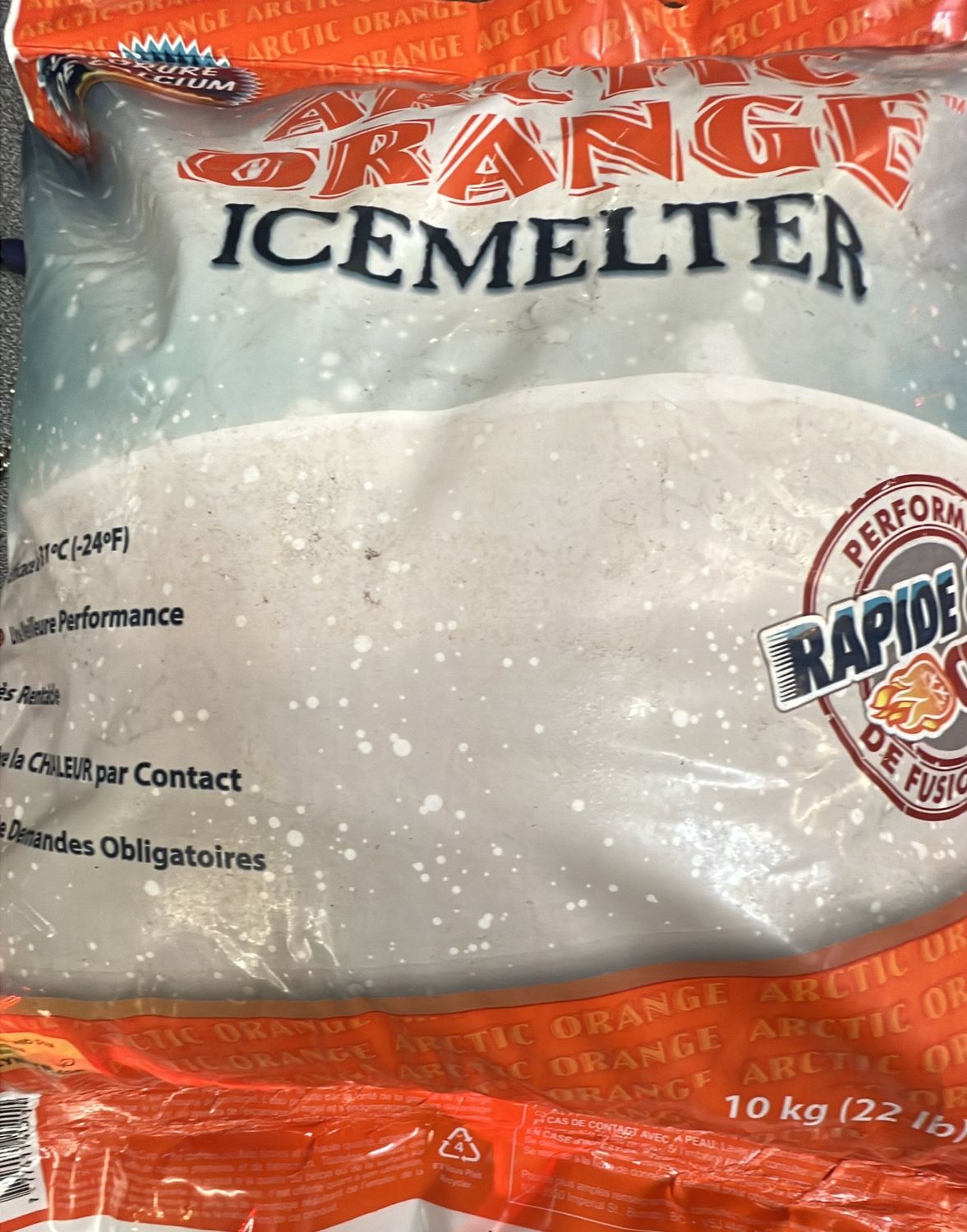 102320257 SAFETY SALT ARCTIC ORANGE 22 LB BAG