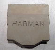 HARMAN TL300 LOGO BRICK CENTRE