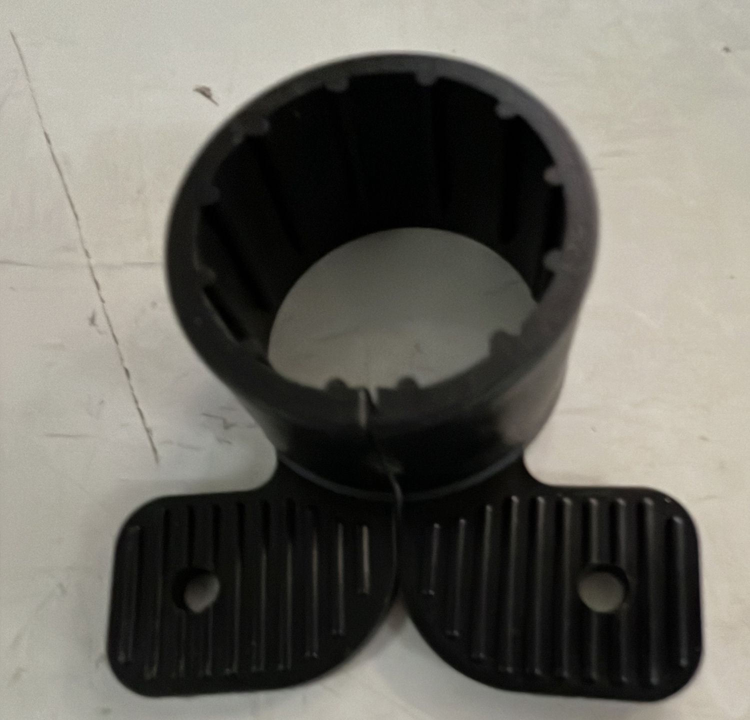 PLST ISO SUSPENSION CLAMP 1 1/4