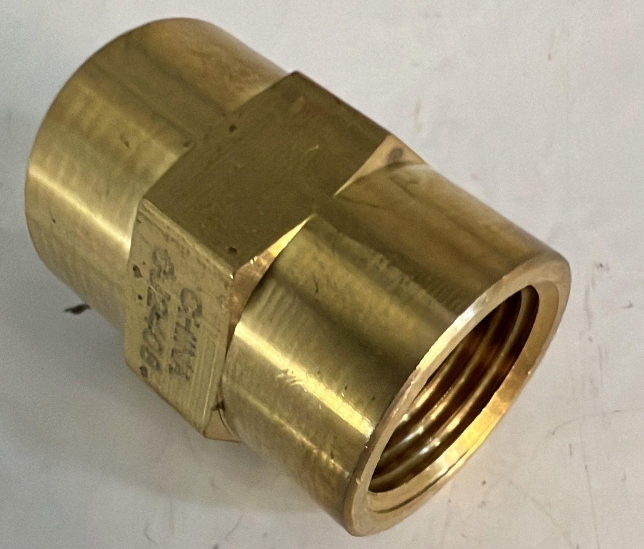 BRASS COUPLING 3/8