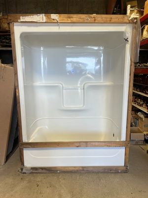MAAX CALYPSO WHITE RIGHTHAND 1 PC