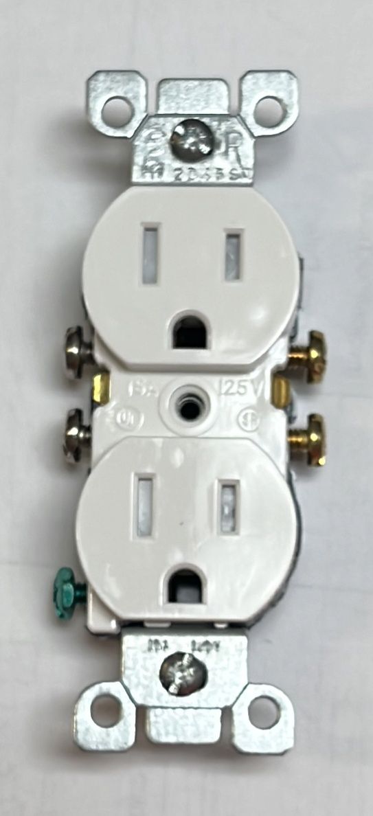 TAMPER RESISTANT RECEPTACLE WHITE 15A