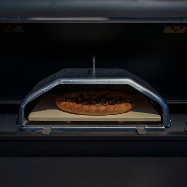 GMG PIZZA OVEN WITH STONE LEDGE/PEAK