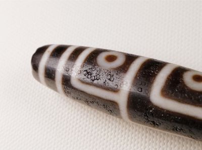 637天珠　上肯天珠　湾月　四線天珠　dzibeads！ 637天珠 上肯天珠 湾月 四線天珠 dzibeads！ 美術品・