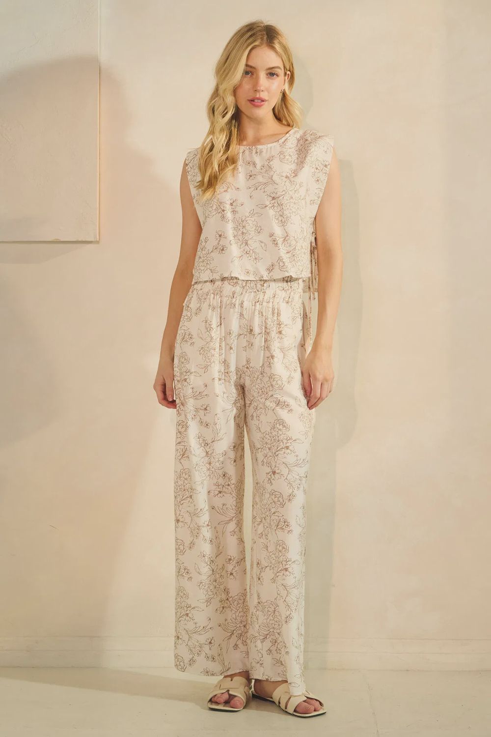 Floral &amp; Free – Wide-Leg Pants, Size: Small