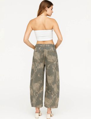 Color Block Floral Barrel Leg Denim Pants