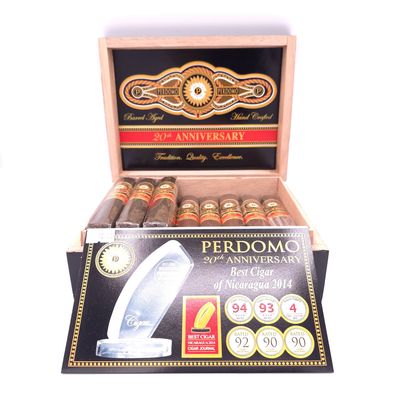 Perdomo-20th Anniv. Maduro Robusto