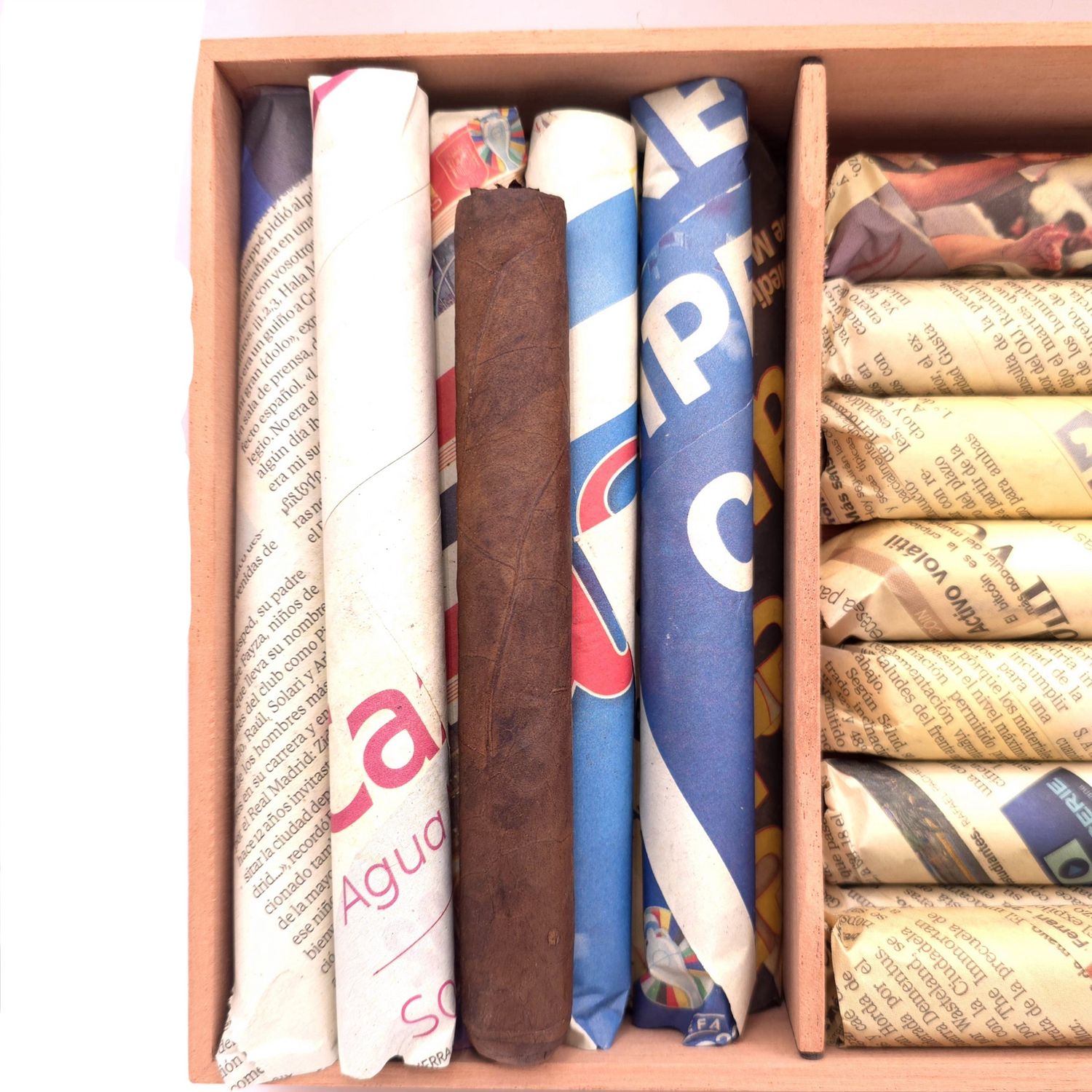 DG-Newspaper bundle 6x52 Maduro