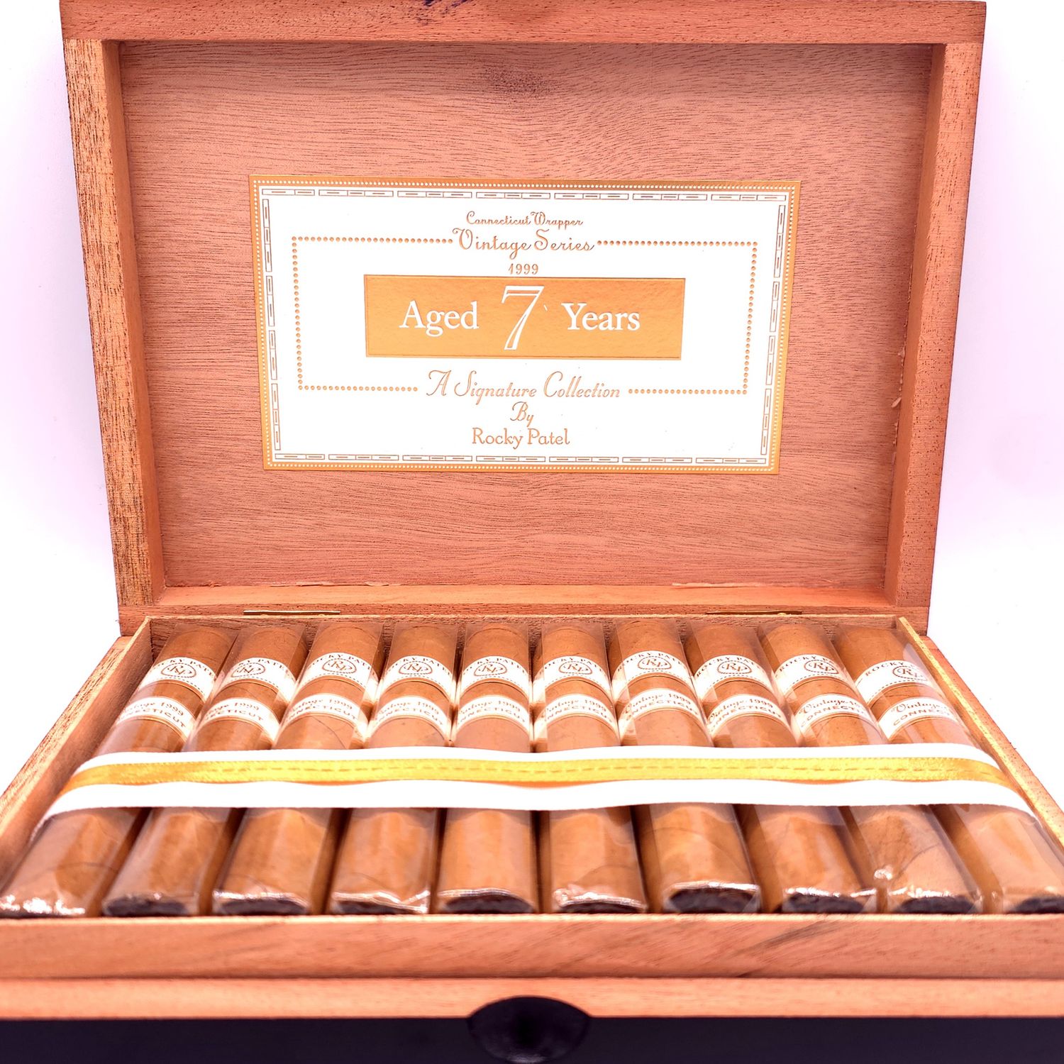 RP 1999 Vintage Robusto