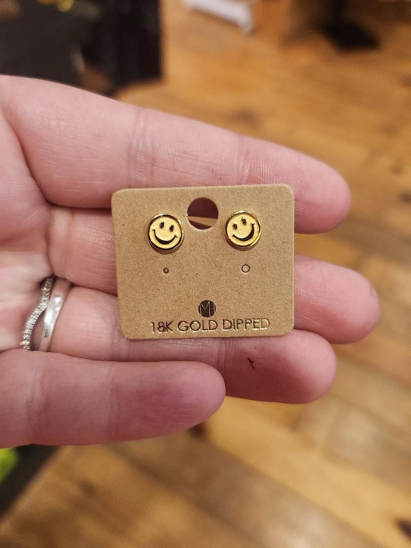 Smiley Face Stud Earrings