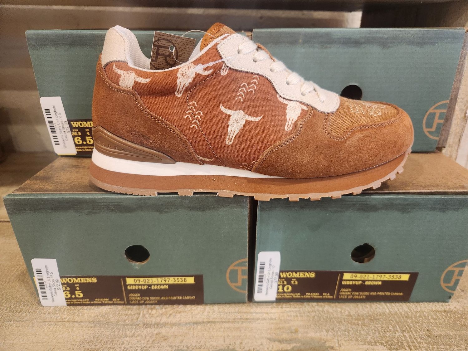 Women&#39;s Giddy Up Longhorn Casual Shoes