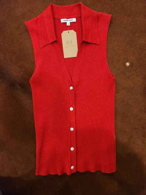 Ribbed Button Down Sleeveless Collar Top