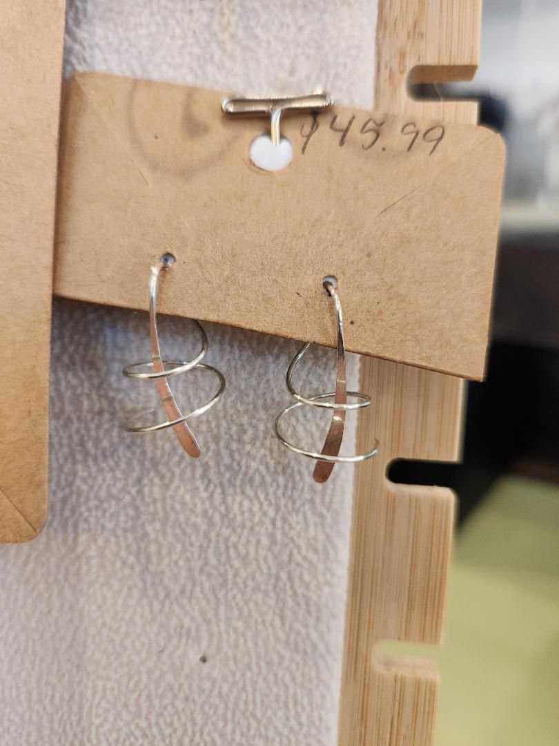 Silver Swirl Earring