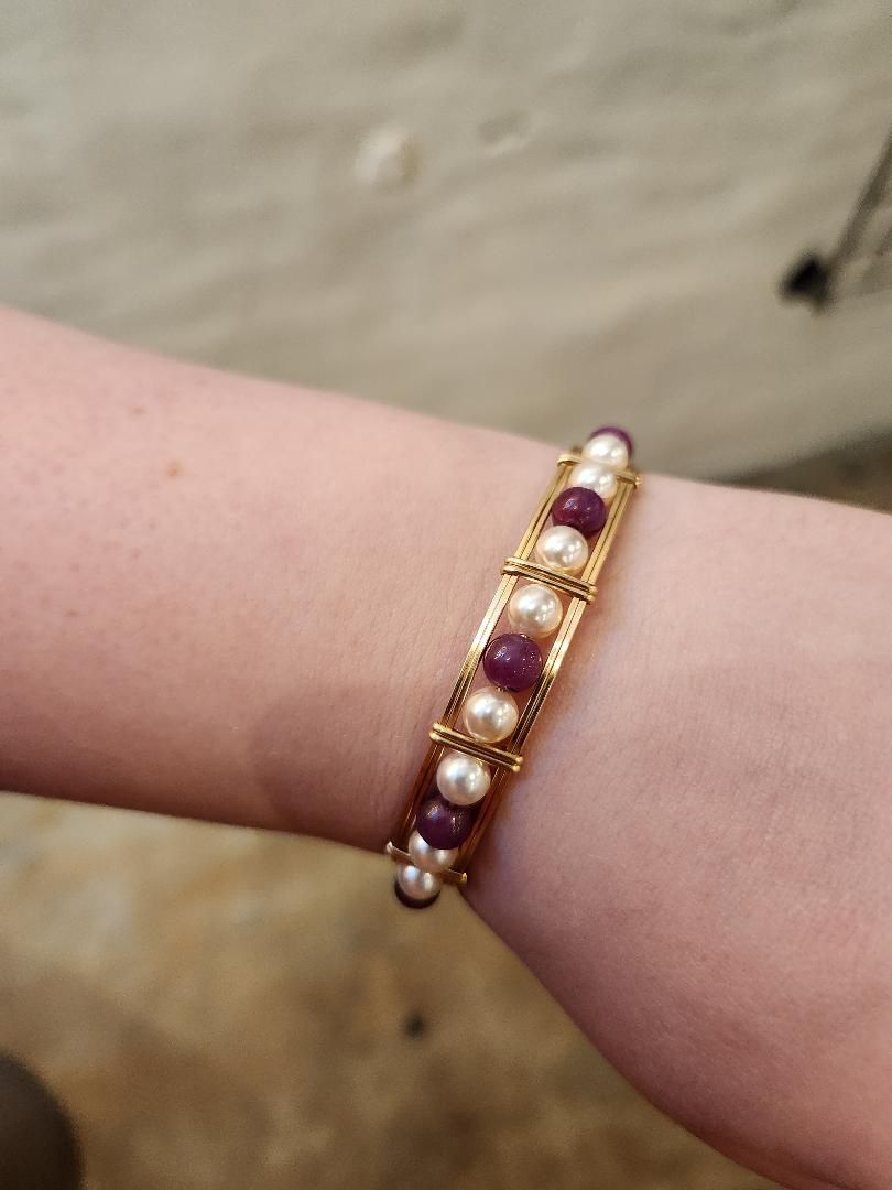 Maroon and Pearl Bracelet