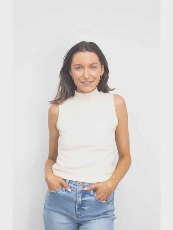 Sleeveless Ribbed Turtleneck