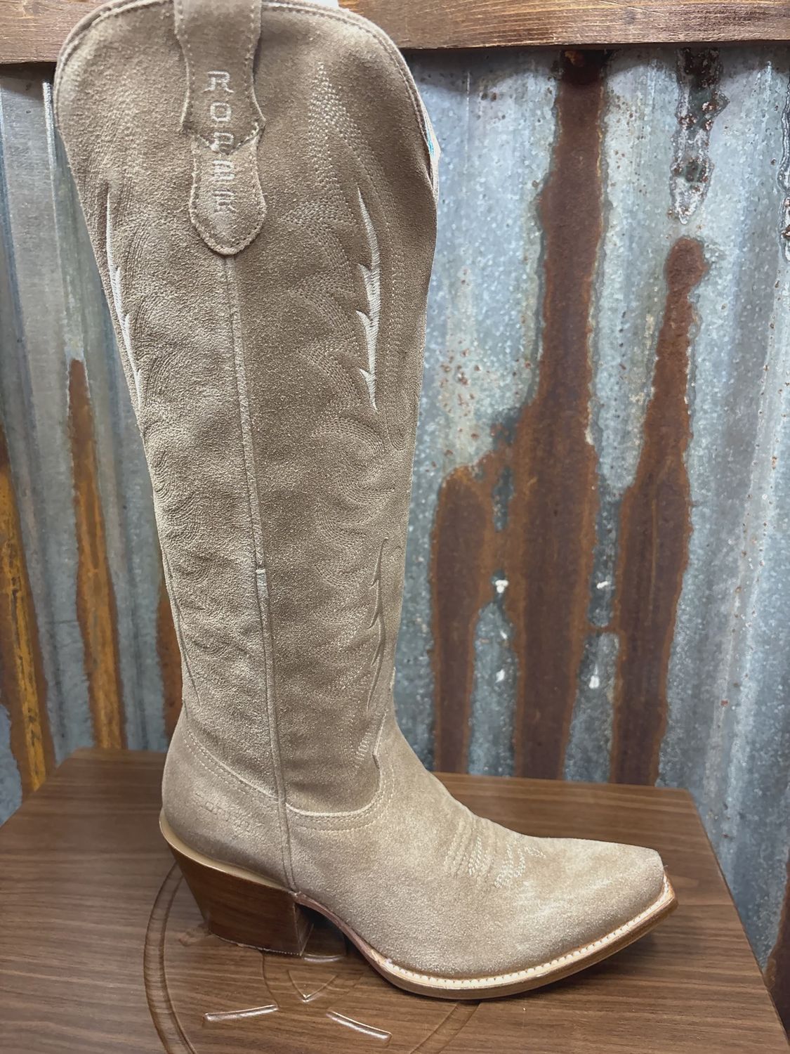 Women&#39;s Snip Toe Fashion 16&quot; Shaft Tan Suede Leather Vamp