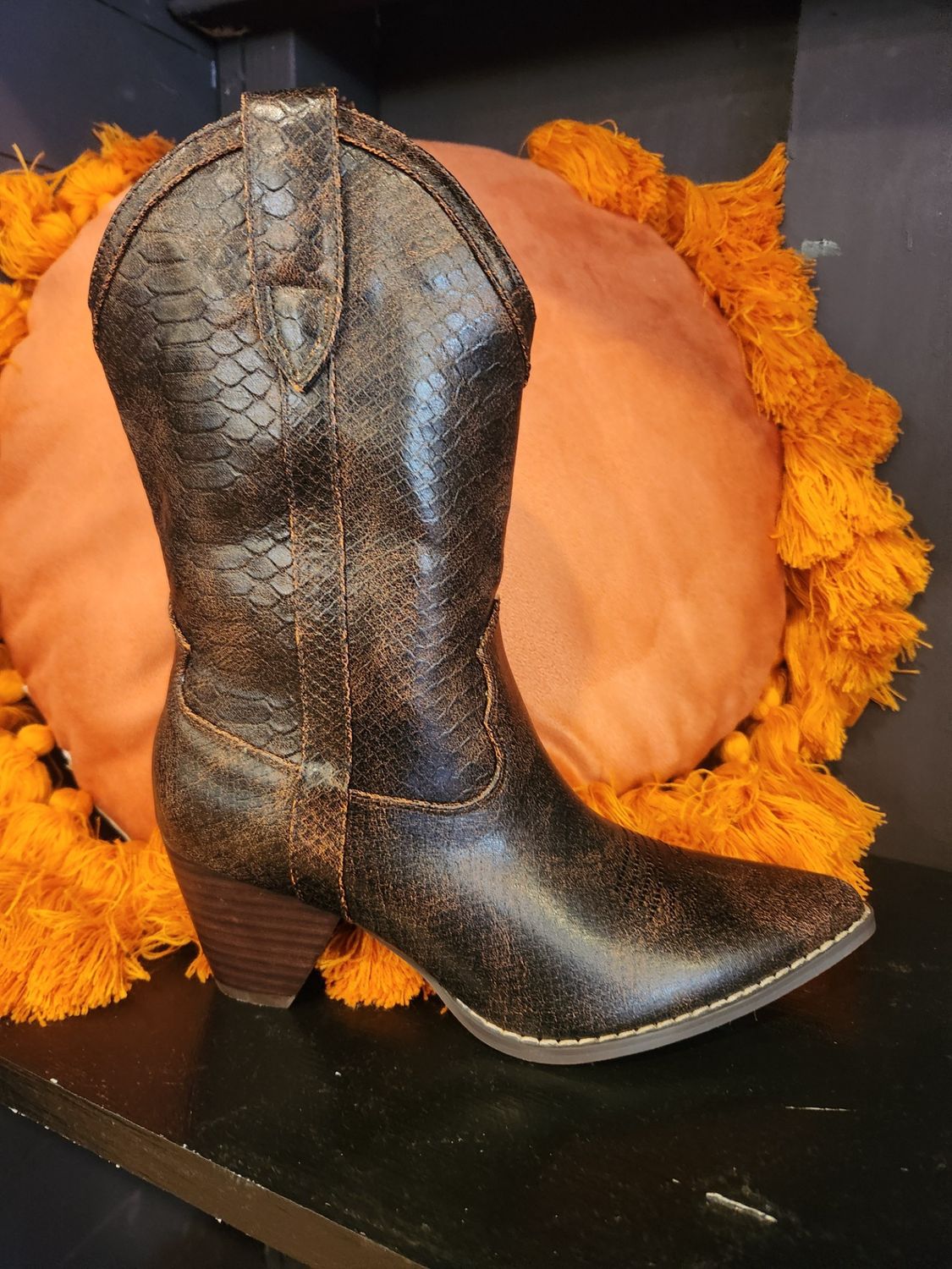 Benji Espresso Snake